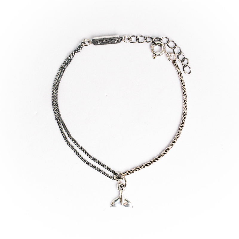 hr-272b-whale-tail-half-half-chain-bracelet-84-000